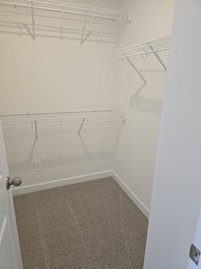 Building Photo - New Construction 3BR/2.5BA Townhome in NW ...