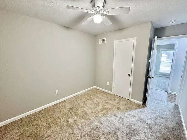 Building Photo - 1234 Whipporwill Cove