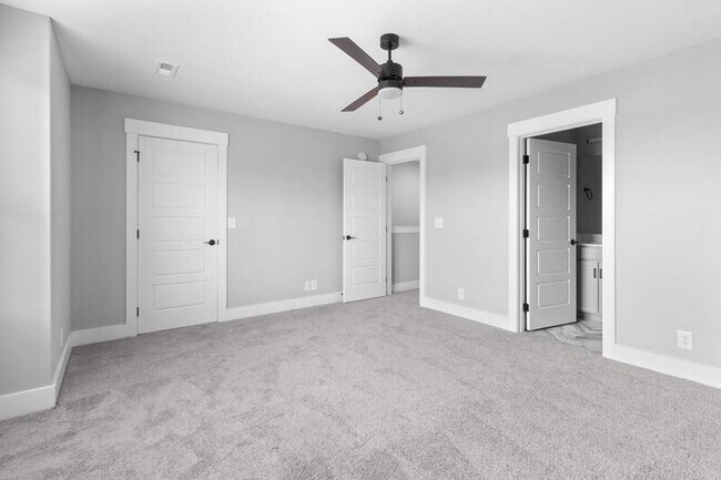 Building Photo - 306 Jonathan Wade Cir