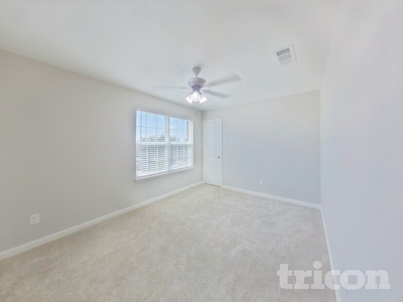 Building Photo - 6173 Chalk Hollow Dr