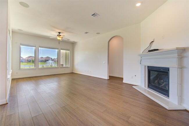 Building Photo - 625 Cape Capri Dr