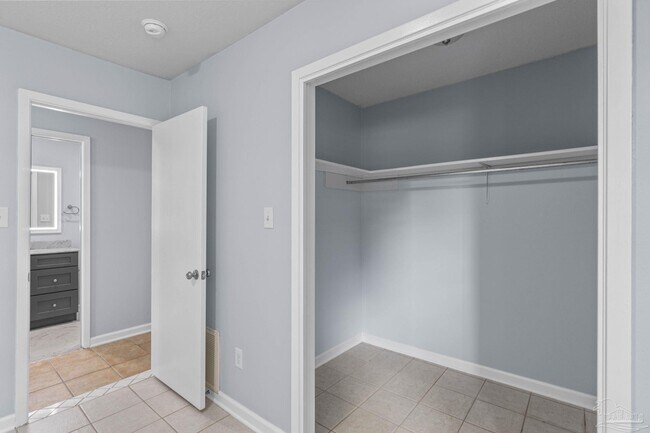 Building Photo - 7468 Brightwood St