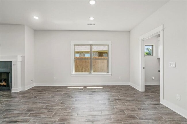 Building Photo - 28 W Gilpin St