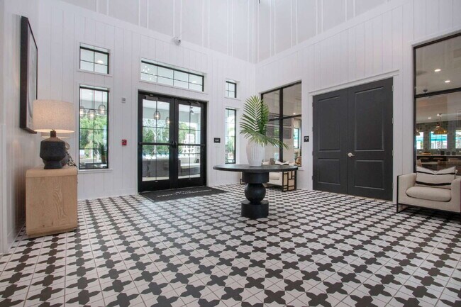 Building Photo - Lakeside Luxury in Parrish - 5 Bedroom BRA...