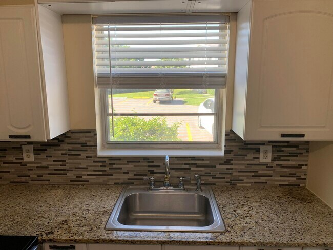 192 Northampton J 192 Northampton - 192 Northampton J West Palm Beach Fl Building Photo 