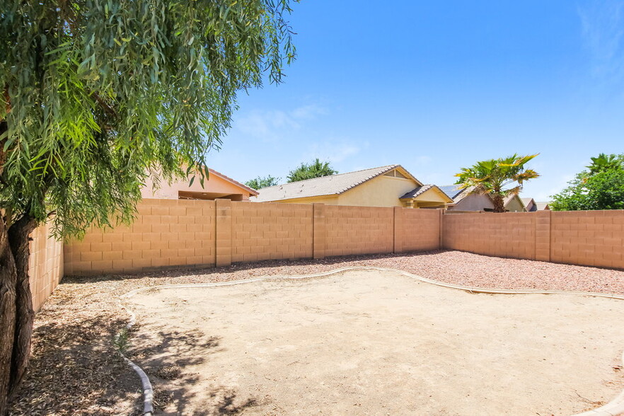 Building Photo - 12917 W Aster Dr