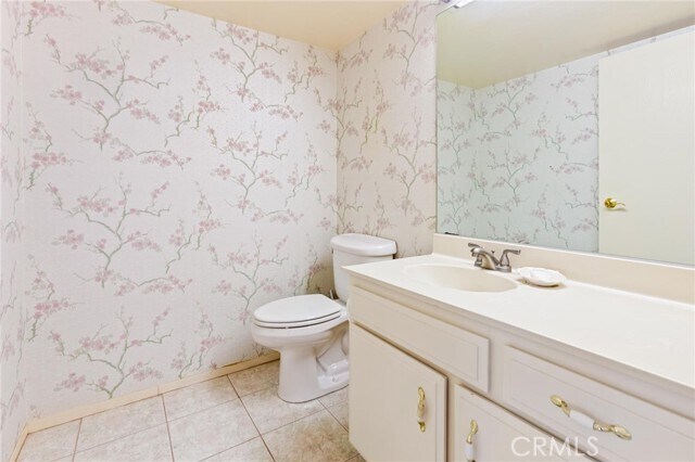 Building Photo - 24055 Paseo Del Lago