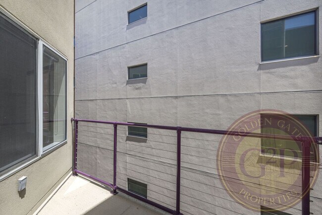Building Photo - SoMa - 1 BR, 2 BA Loft 975 Sq. Ft. - 3D Vi...