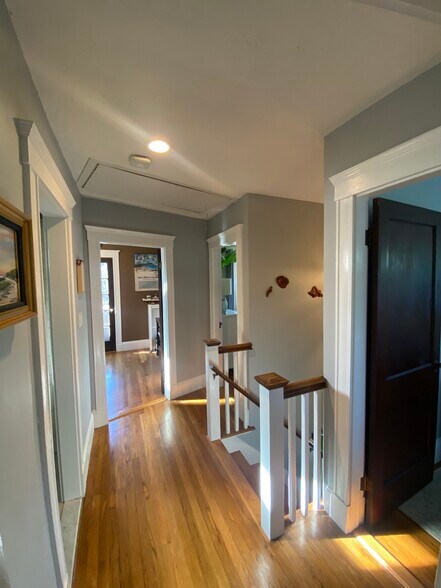 Building Photo - 136 Audubon Rd