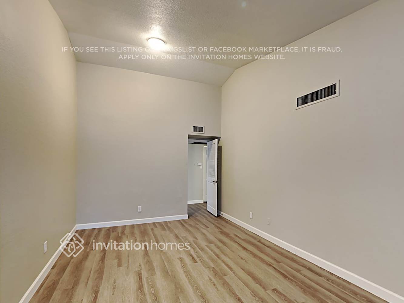 Building Photo - 18432 N 46th Ave