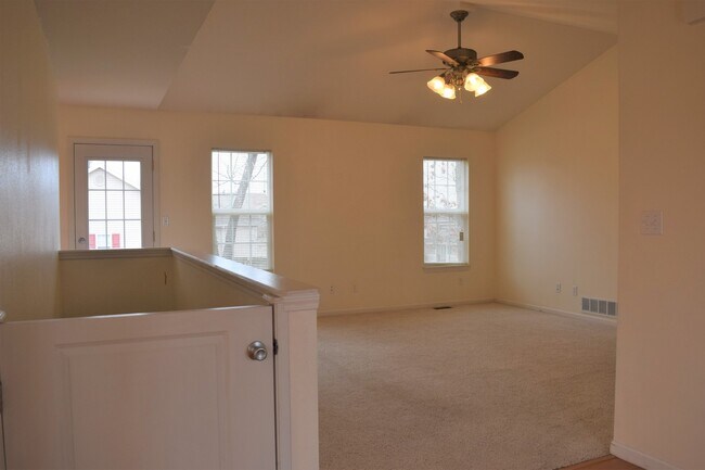 Building Photo - 3-Bedroom Home with Room to Roam – Fenced In Backyard