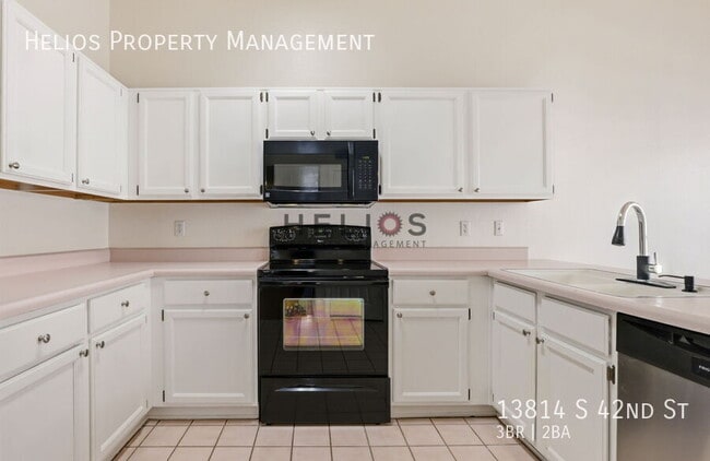 Building Photo - 13814 S 42nd St