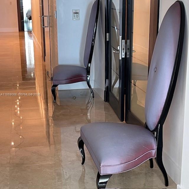 Building Photo - 20201 E Country Club Dr