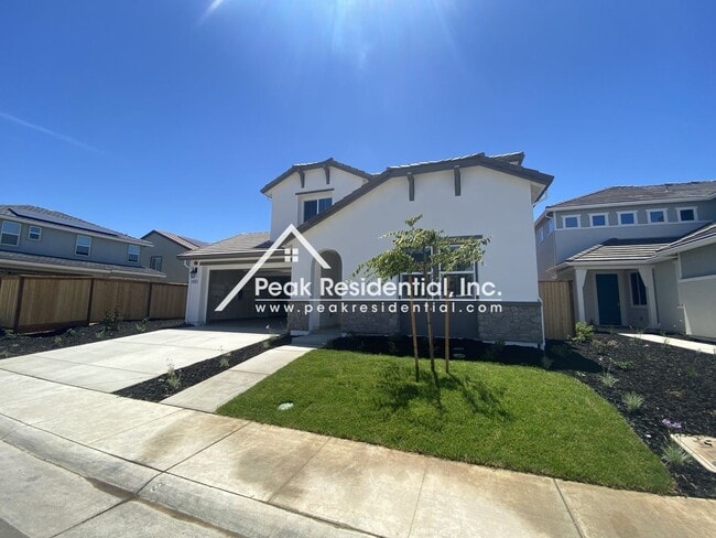 Building Photo - 4 br, 3 bath House - 8200 Triplefin Way