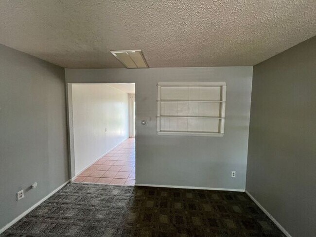 Building Photo - Great Condo In South Loveland