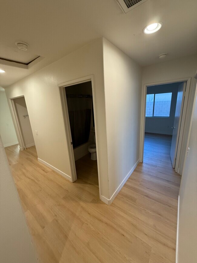 Building Photo - 83347 Calypso Cir