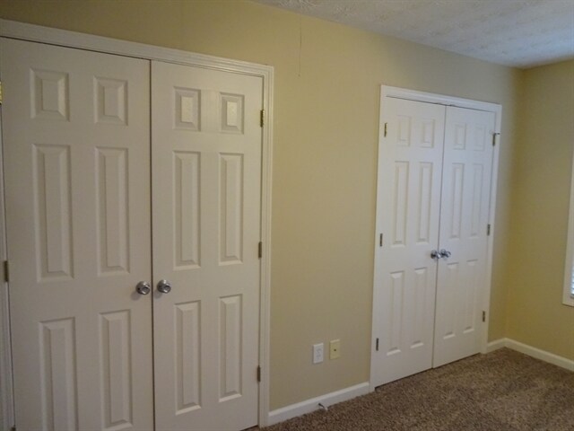 Building Photo - 212 Hedgewood Dr