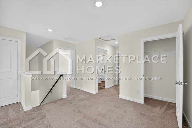 Building Photo - 7661 Belhaven Ln