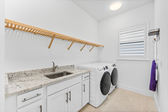 Building Photo - 15763 Longboat Key Dr