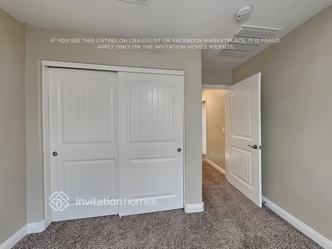 Building Photo - 1735 N 209th Ave