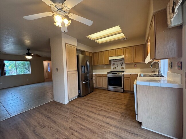 Building Photo - 1651 Segovia Way