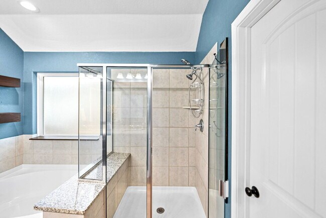 Building Photo - POOL! SOLAR! NO REAR NEIGHBOR! UPGRADES, UPGRADES and MORE UPGRADES