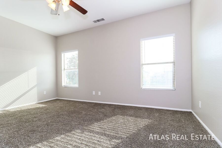 Building Photo - 13771 W Mauna Loa Ln