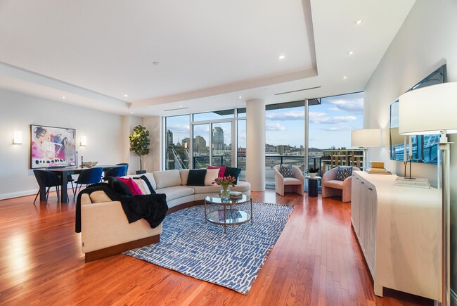 Building Photo - 1 Roebling Wy