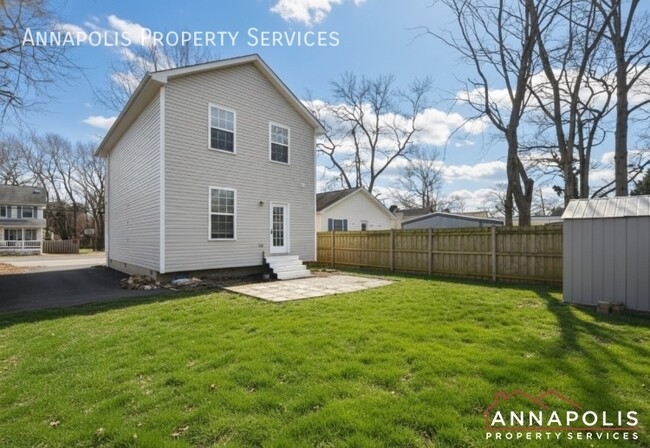 Building Photo - 858 Selby Blvd