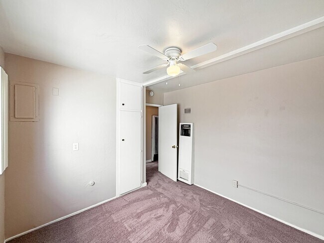 Building Photo - SD: 3BD/1.5BA Apartment in Normal Heights with Reserved Parking
