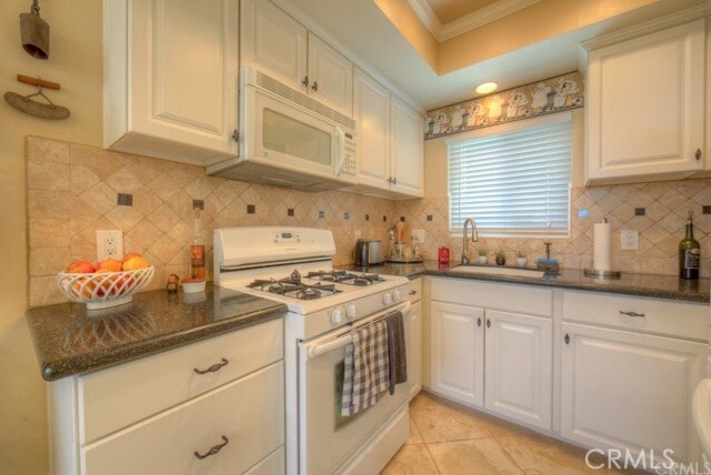 Building Photo - 5568 Orange