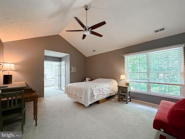 Building Photo - 23118 Silverberry Way