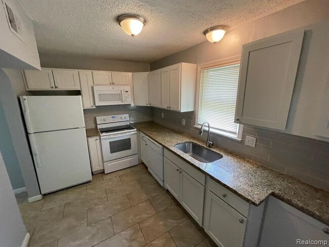 Building Photo - 11775 Inkster Rd