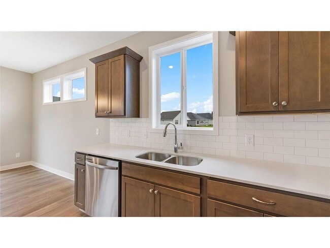 Building Photo - 2149 Westpointe Dr