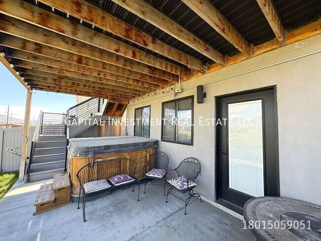 Building Photo - 7637 S Brinkerhoff Dr