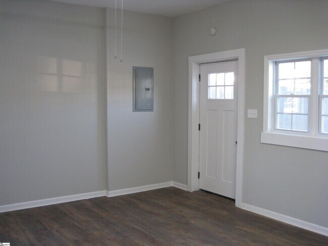 Building Photo - 1 Bollinger St