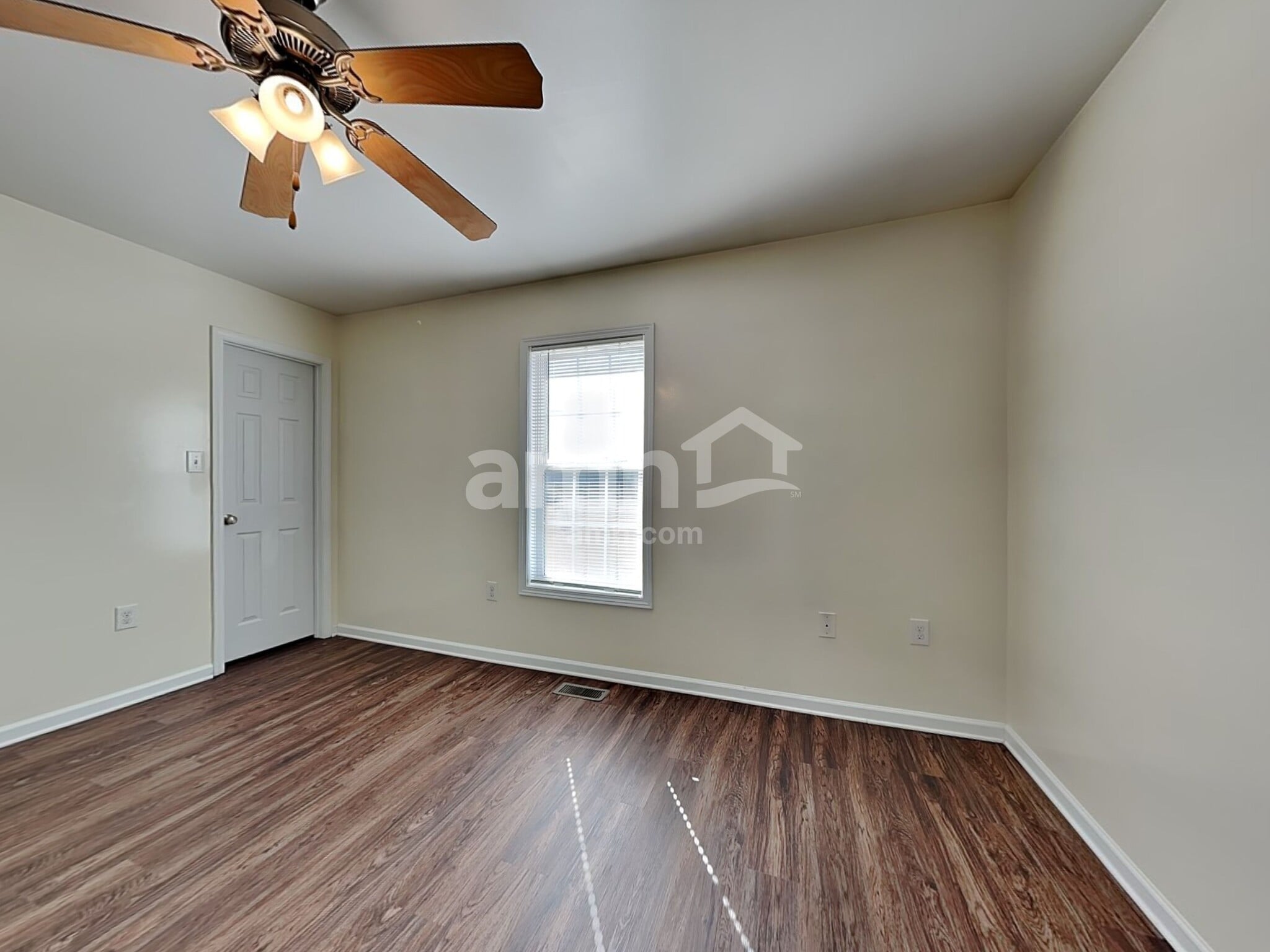 Building Photo - 103 Wolf Creek Ln