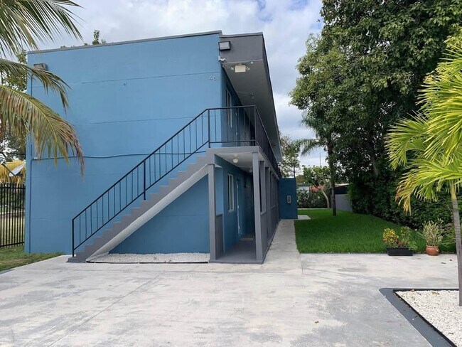 Building Photo - 461 NW 9th St