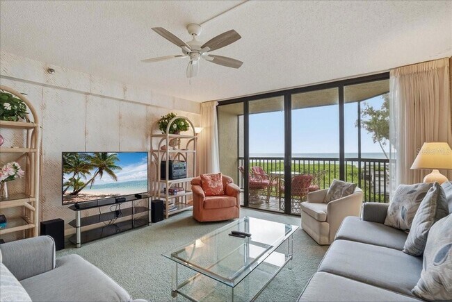 Building Photo - 5611 Gulf of Mexico Dr