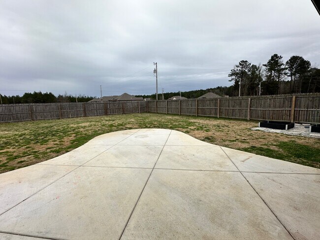 Building Photo - 3918 Old Wolf Rd