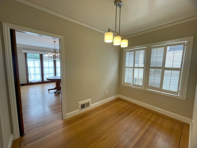 Building Photo - 2717 34th Ave