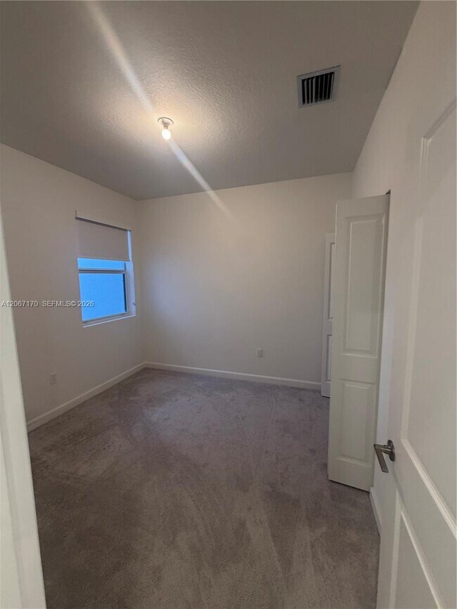 Building Photo - 35726 SW 178th Ct