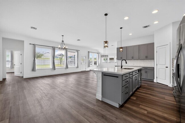 Building Photo - 104 Joseph Hawkins Ln