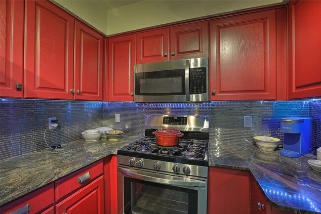 Building Photo - Midtown Santa Fe 3 Bed, 2 Bath, 2 Car Garage and EV Charger