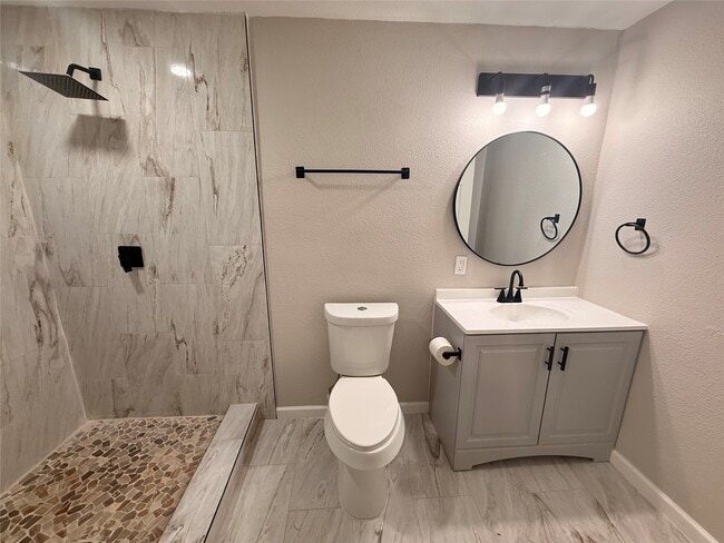 Building Photo - 6633 Burkett St.