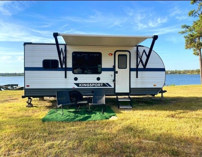 Primary Photo - 1322 Clear Lake Rd