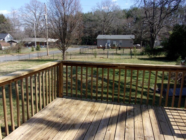 Building Photo - Recently Updated with Large Backyard and Deck