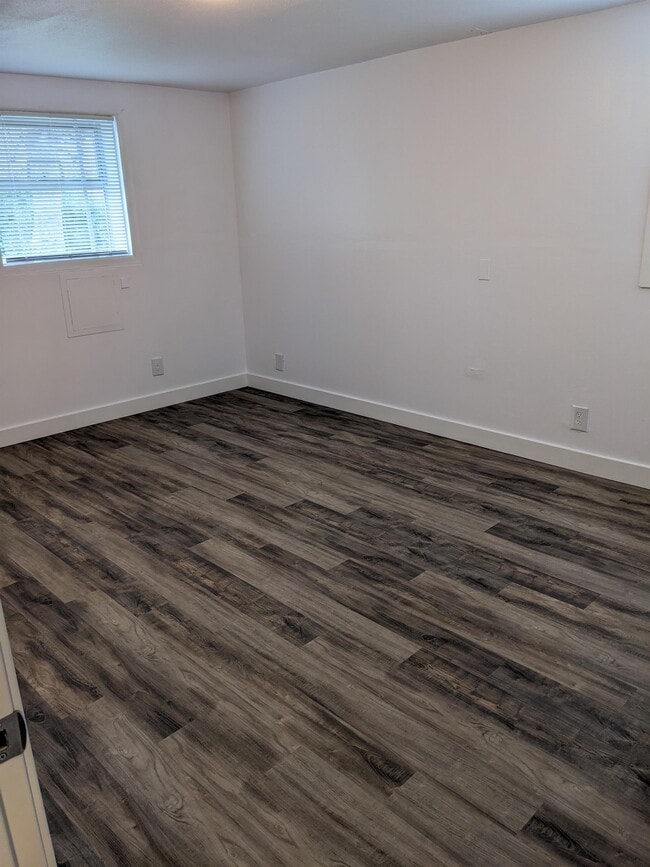 Building Photo - 1631 21st Ave