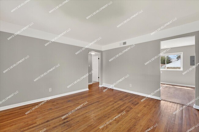 Building Photo - 24273 Lauren Ave