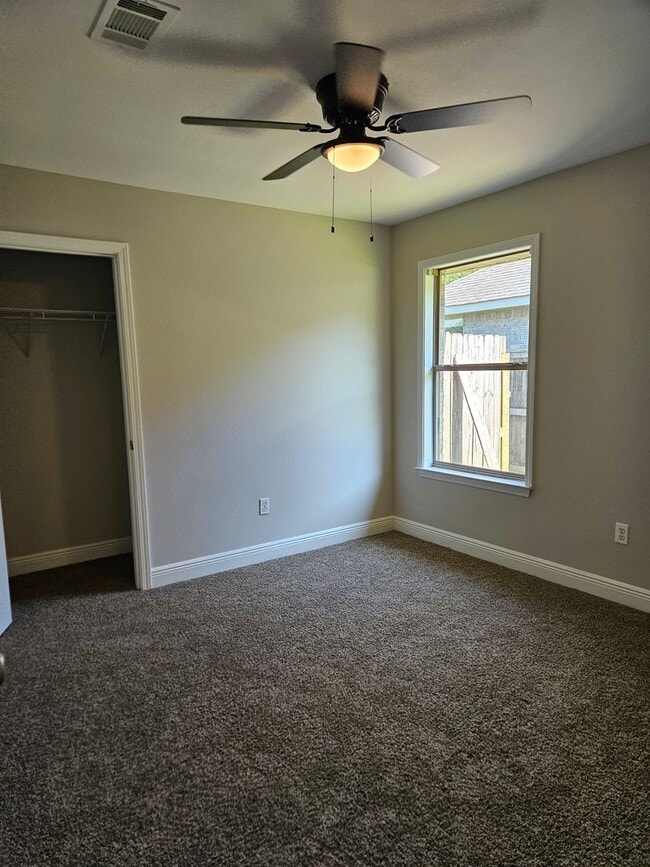 Building Photo - Biloxi 4 bedroom